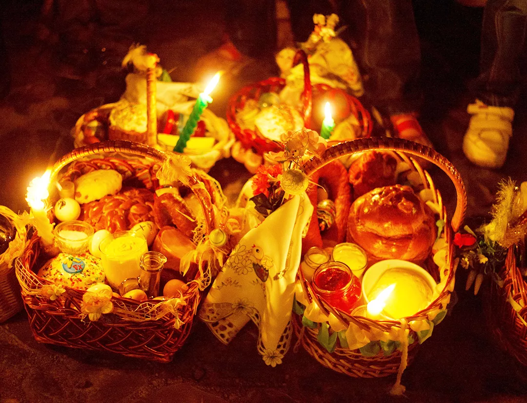 Українці можуть самостійно освятити паску та інші страви – як це зробити