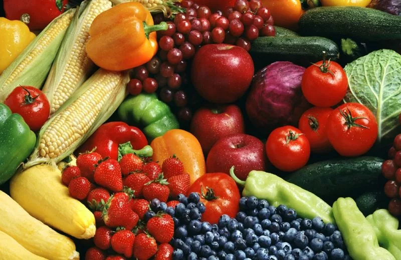 какие фрукты и овощи самые опасные на рынке