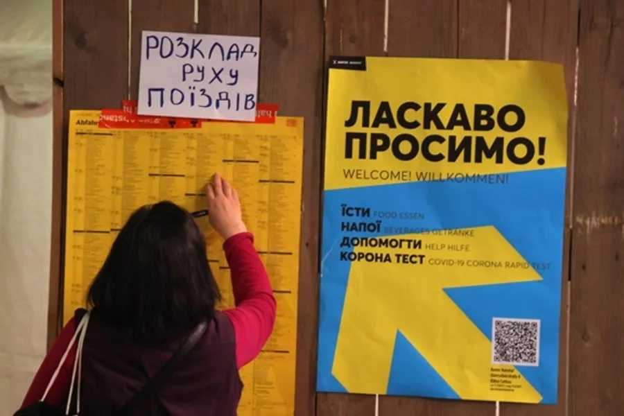 Українці оцінили, чим наш устрій життя кращий за закордонний
