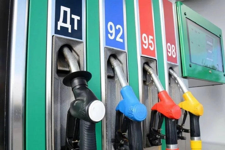 Ціни на паливо в Україні після скасування держрегулювання – попередній прейскурант