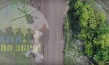 Окупант під час вибуху українського снаряду прикинувся мертвим: «вистава» потрапила на відео