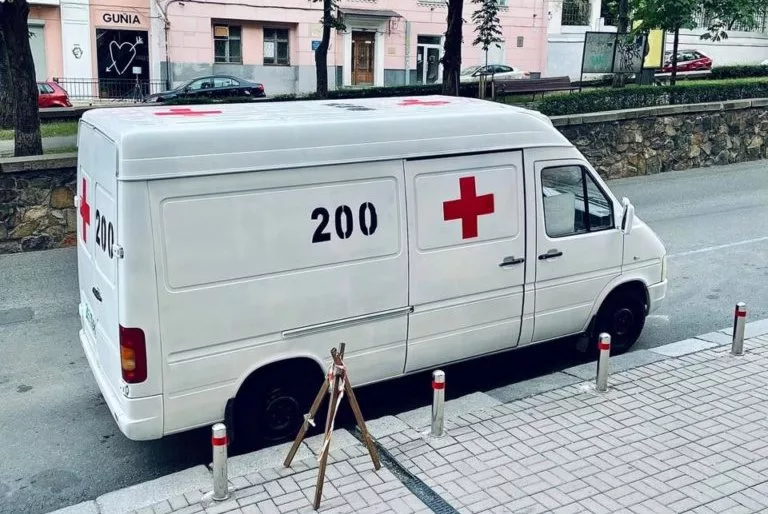 На українських рефрижераторах замість напису «200» тепер буде маркування «На щиті»