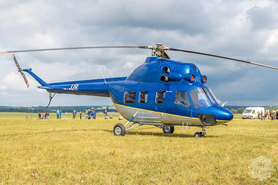 У Польщі почали збір коштів на 3 евакуаційні гелікоптери для України
