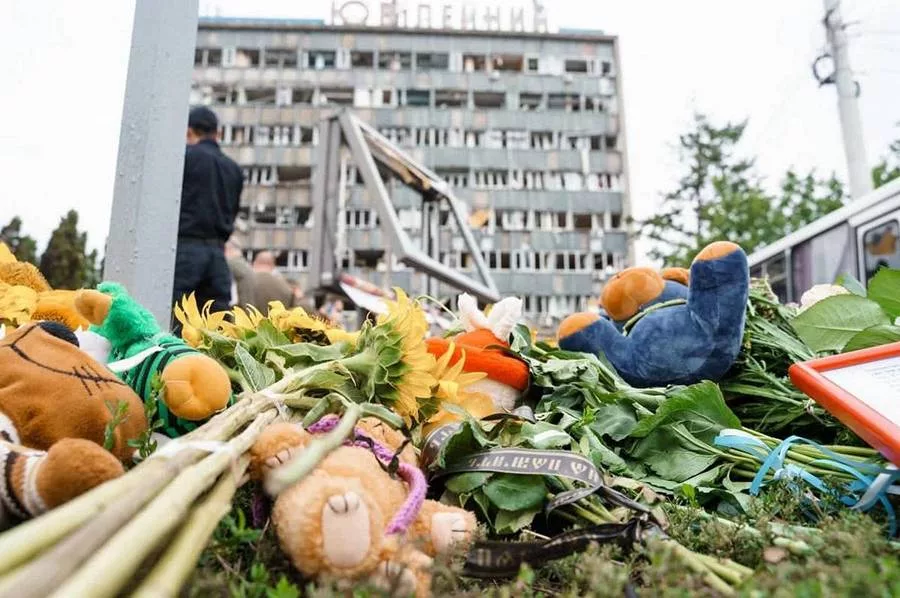 Імена і фото загиблих під час ракетного удару у Вінниці