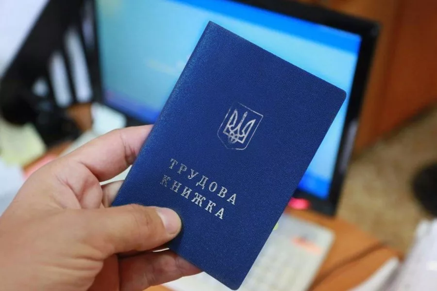 Українці можуть змінити вид пенсії на більш вигідний: інструкція й потрібні документи