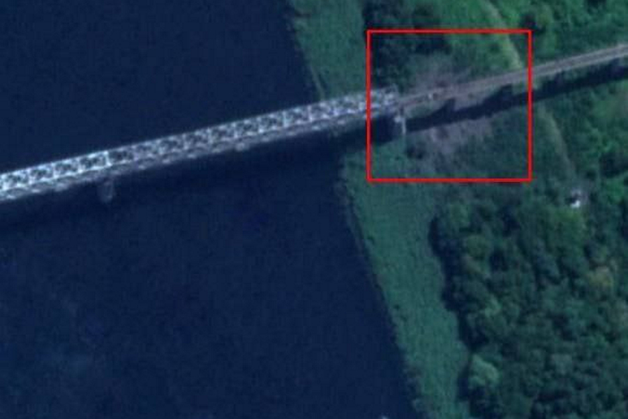 Антонівський залізничний міст теж все – рух по об’єкту неможливий