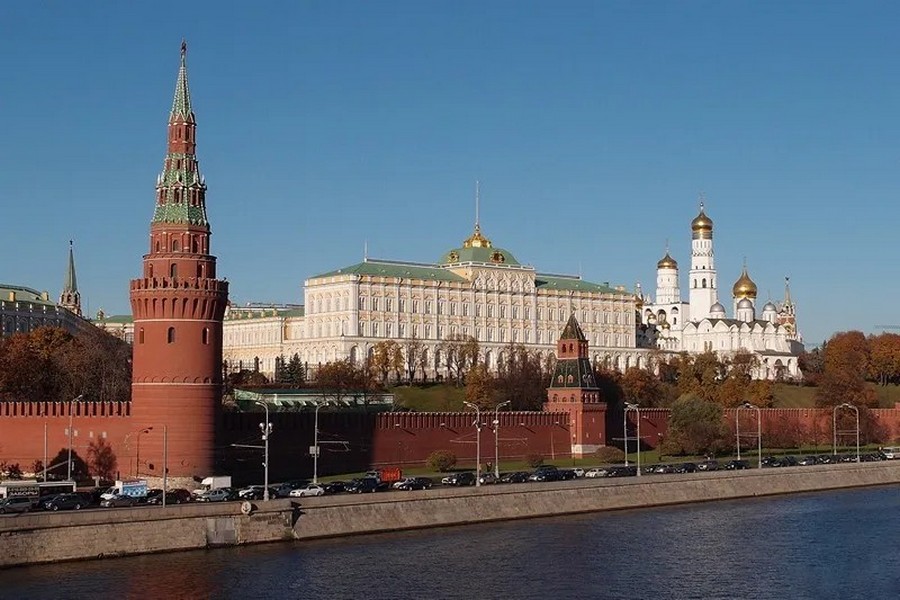 24 лютого був дзвінок з кремля в Офіс президента, з вимогою здатися - Washington Post
