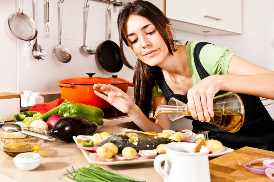 5 ненужных кулинарных привычек, которые портят еду