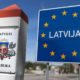 Латвія припинила видачу віз росіянам