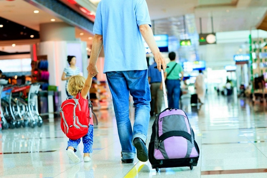 разрешение на выезд ребенка за границу можно будет оформить в Дие