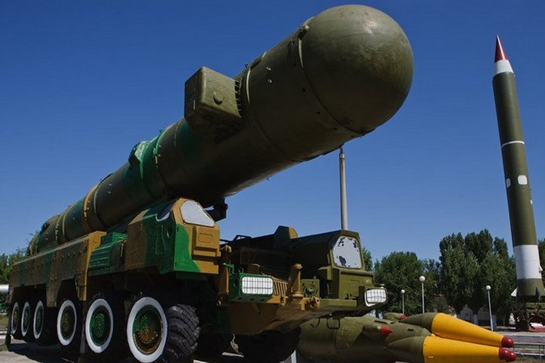 Війська росії можуть змінити звичайне озброєння на атомні бомби майже непомітно
