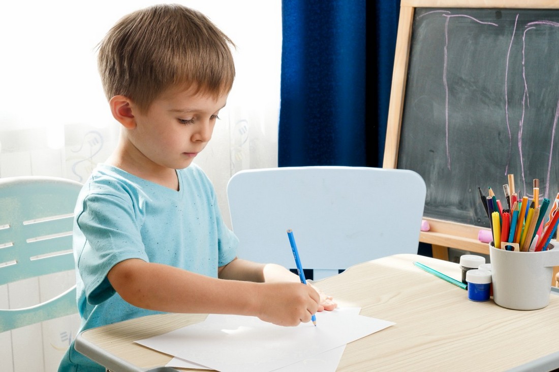 как научить ребенка правильно писать