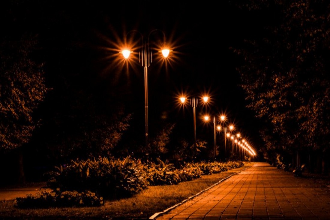 Як світломаскування може врятувати дім і чому важливо вимикати світло