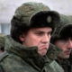 «Уже сил немає!»: російських мобілізованих заїдають воші в казармах