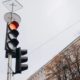 В Україні через вимкнення електрики не працюють світлофори - що означають рухи регулювальників