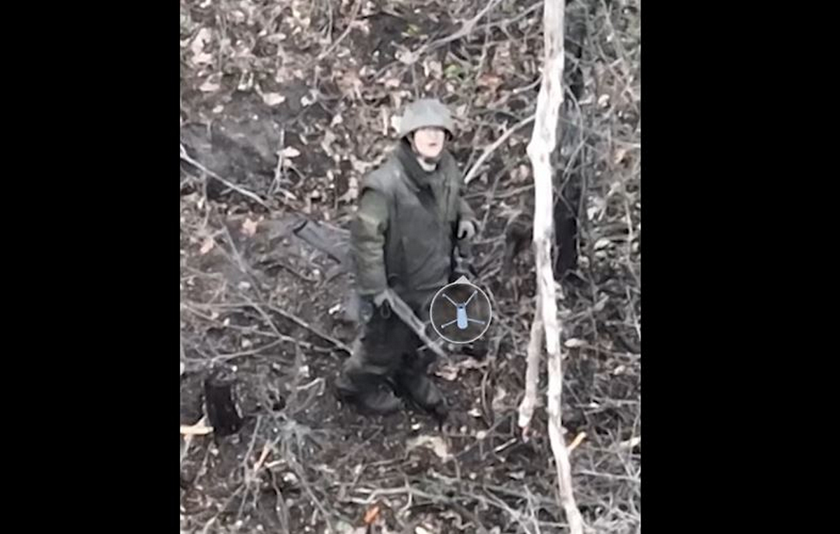 ВІДЕО: Окупант тікав від українського дрона і привів ЗСУ на позиції росіян