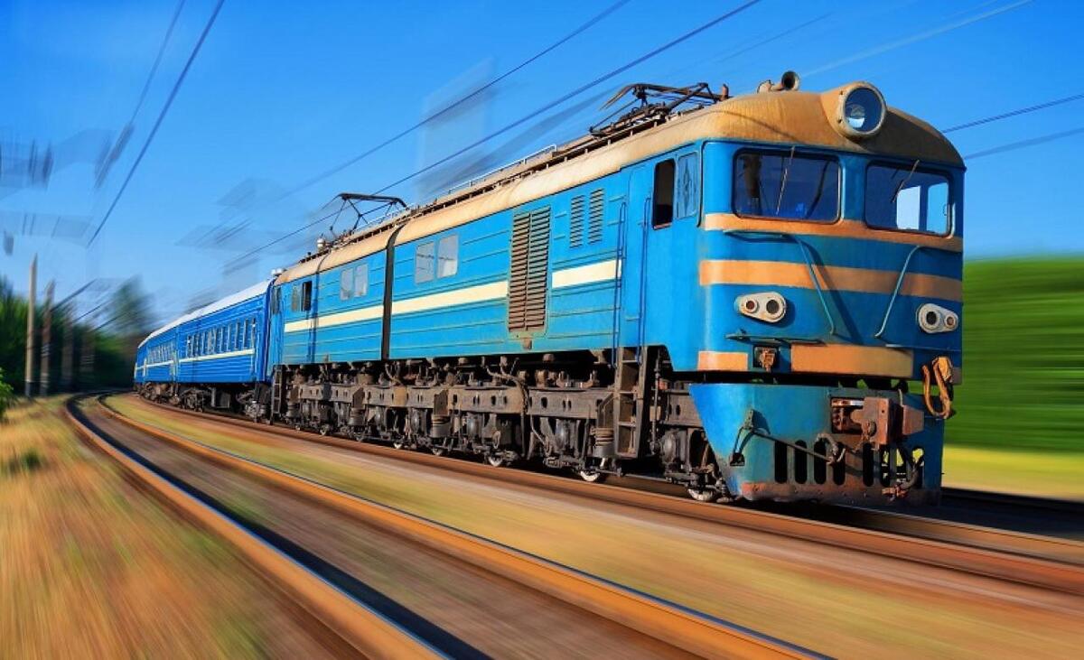 На новорічні свята призначено додатковий потяг «Київ-Кишинів»: через які станції курсуватиме