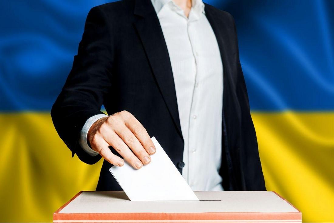 Коли проведуть вибори в Україні – відповідь Корнієнка