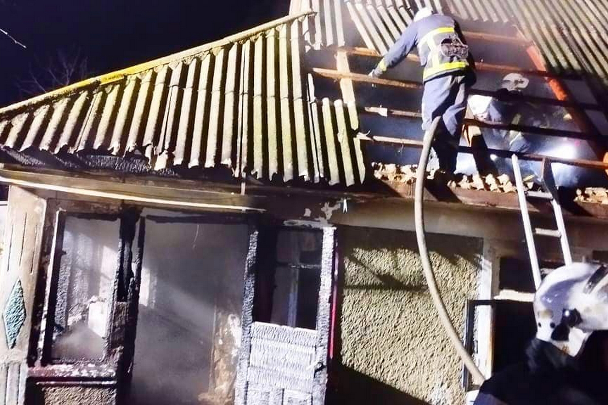 На Одещині під час пожежі загинули жінка і троє її маленьких дітей