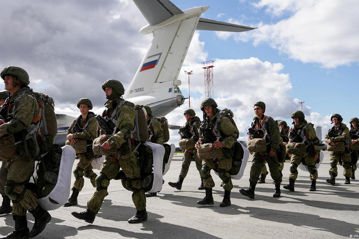 Почався рух угрупувань російських військ у Білорусі: в чому небезпека для України