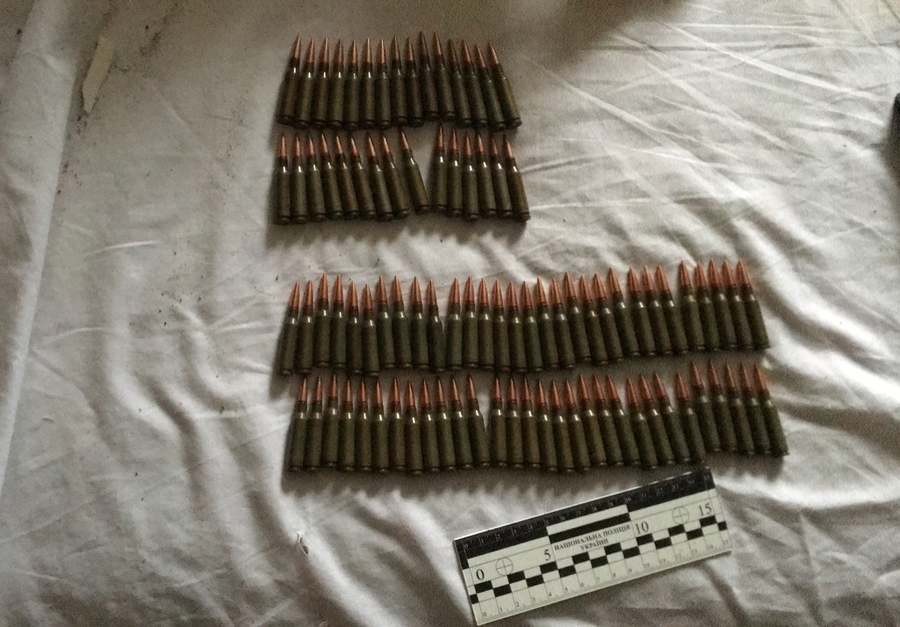 У Дніпрі військовий підірвав 3 гранати і відстрілювався від поліцейських (фото)