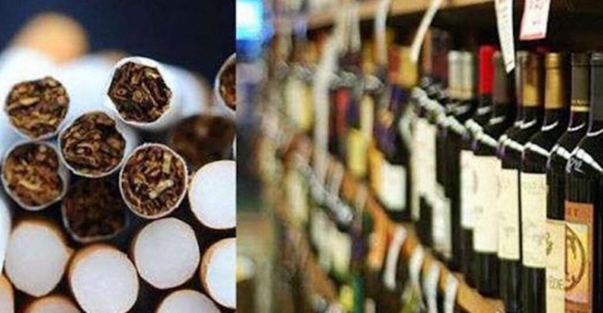 В Україні хочуть заборонити продаж алкоголю, сигарет і пального за готівку