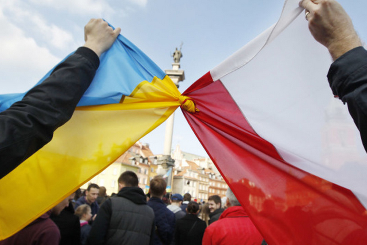 У Польщі деяким українцям почали відмовляти у прихистку – причину назвали в посольстві