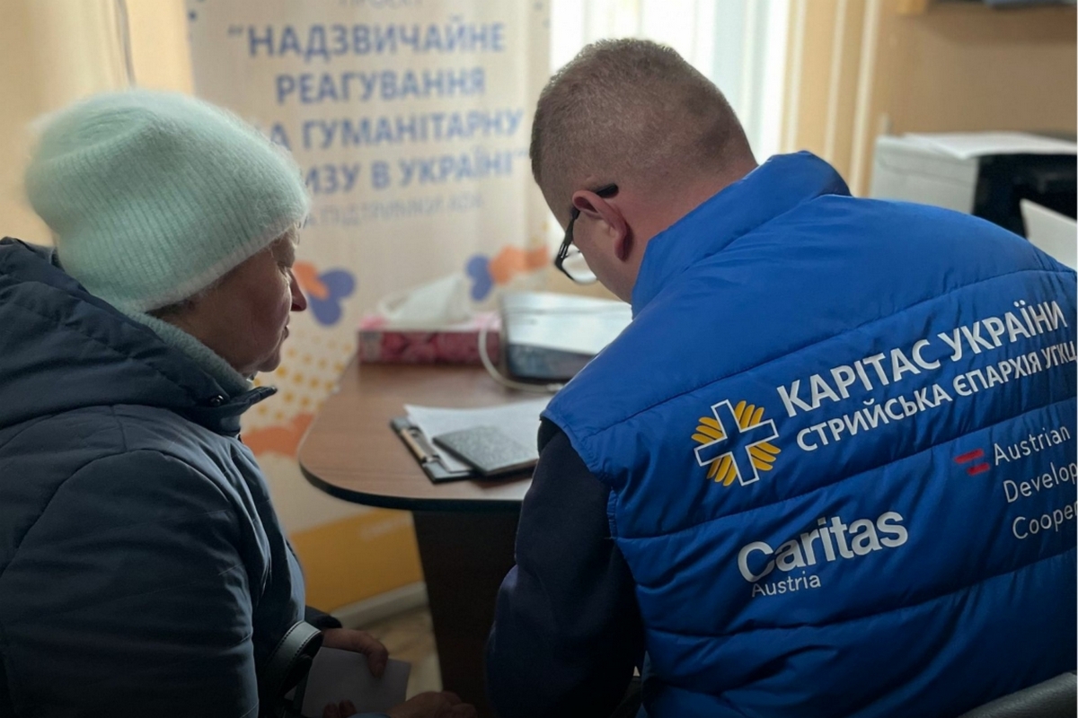 Хто з переселенців може повторно отримати 6600 гривень грошової допомоги від Карітас України