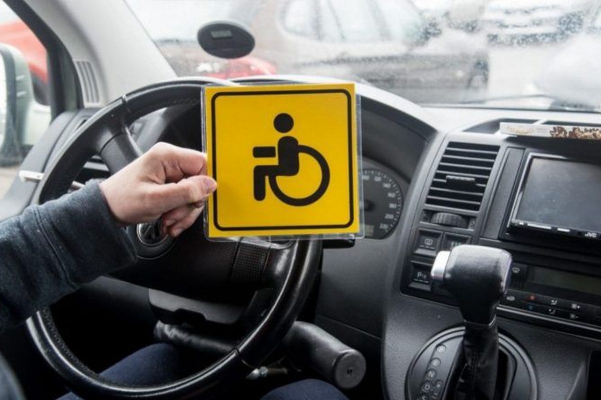 Автошколи для людей з інвалідністю  – що відомо про проект
