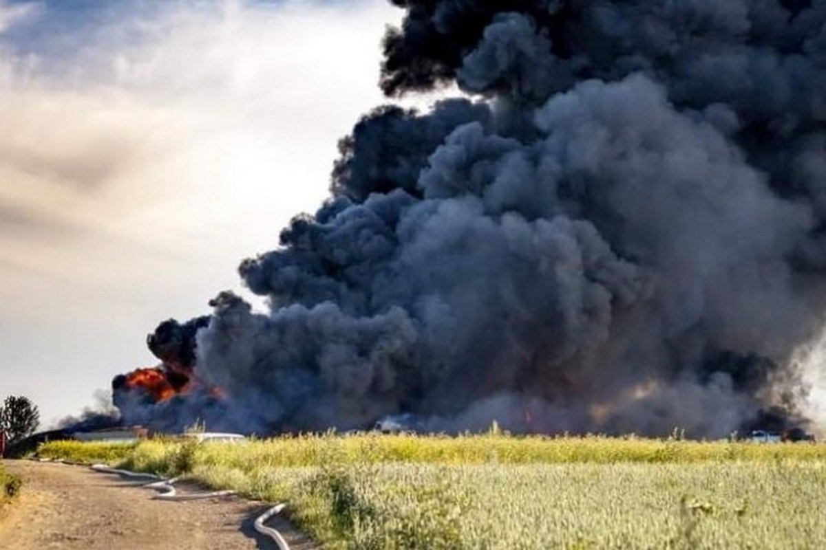 Пожежі на підприємствах України через війну