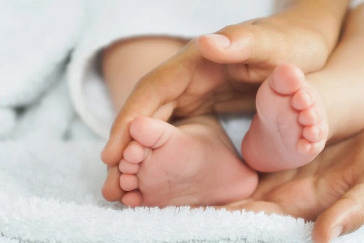 Немовля померло через бактерію у молоковідсмоктувачі - що потрібно знати батькам