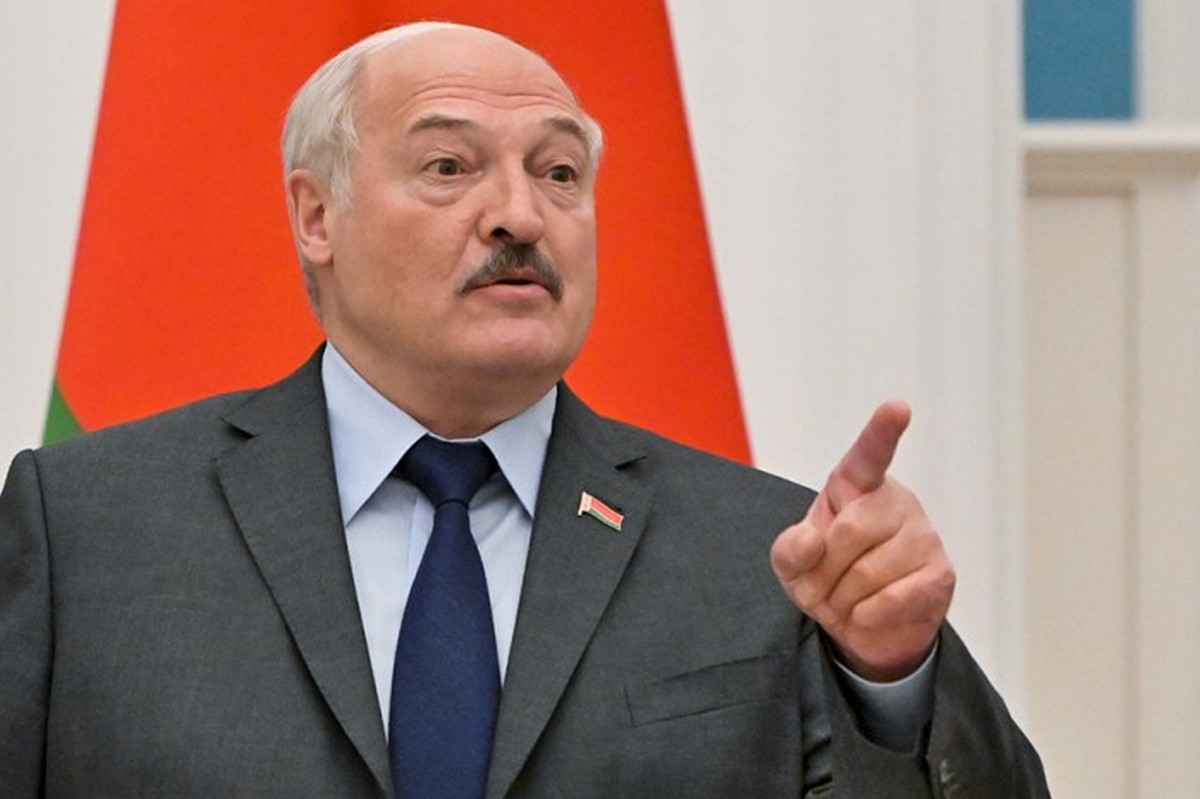 Лукашенко назвав Зеленського «гнидою» та заявив про кинутий йому «виклик»