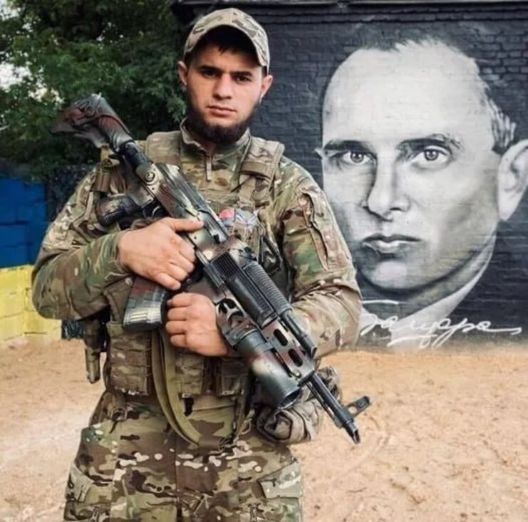 На війні загинув перший доброволець, відзначений званням Герой України: що про нього відомо