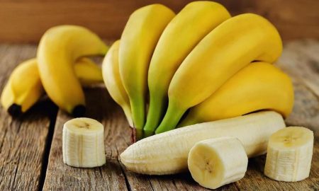 Чому не можна їсти банани щодня – 5 причин