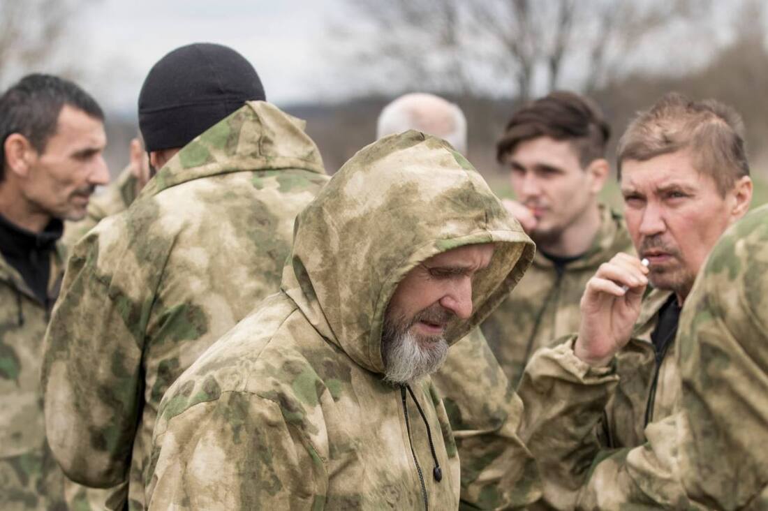 Великий великодній обмін полоненими: Україна повернула ще 130 захисників (фото, відео)