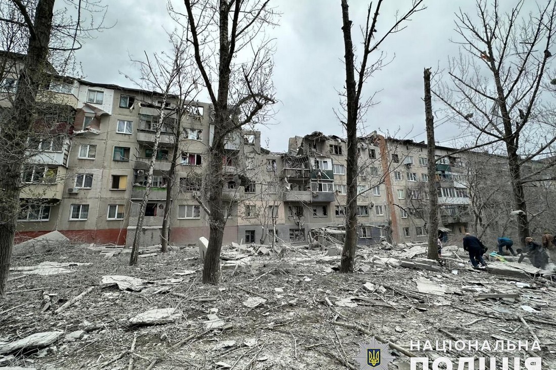 Окупанти вдарили ракетами С-300 по Слов’янську: багато загиблих і поранених (фото)