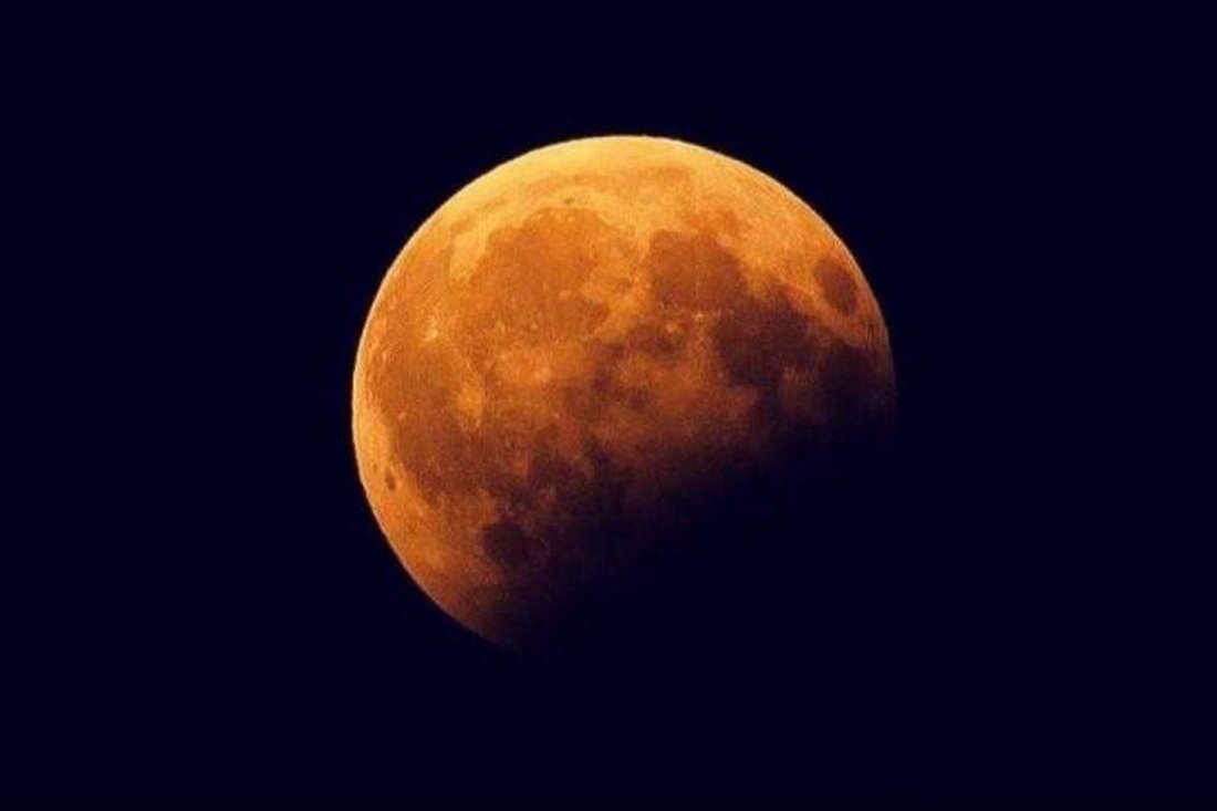 місячне затемнення 5 травня