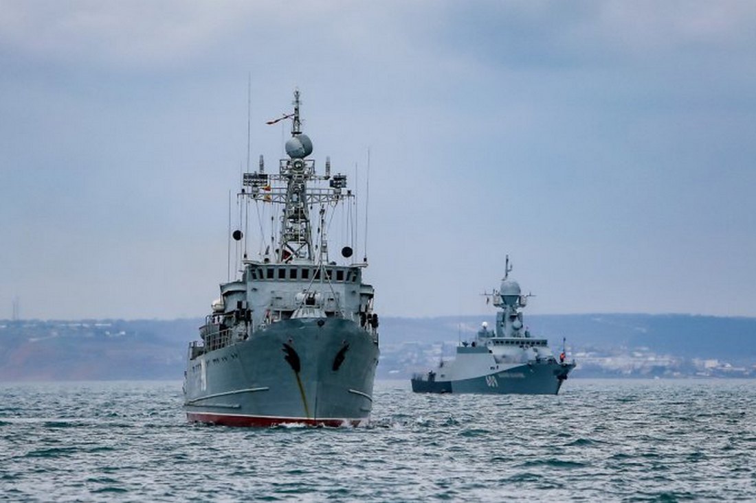 російські кораблі у Чорному морі