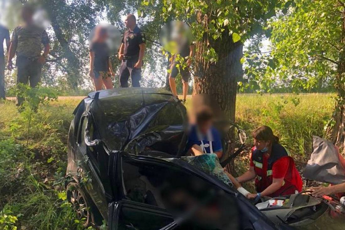 ДТП у Київській області 17 червня загинула жінка, постраждали 4 дітей