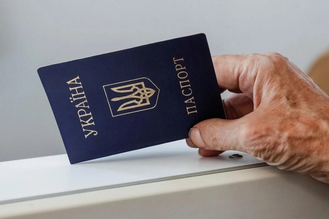 Паспорти книжечки – який вигляд матимуть і хто їх зможе отримати