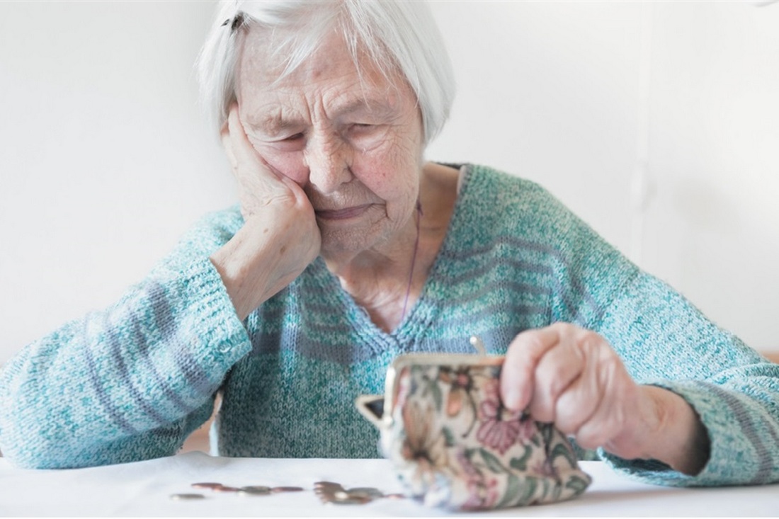 Виплата пенсій в Україні – чому можуть припинити нарахування грошей