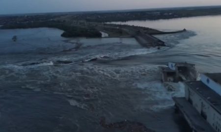 Окупанти підірвали Каховську ГЕС – рівень води підіймається (відео)
