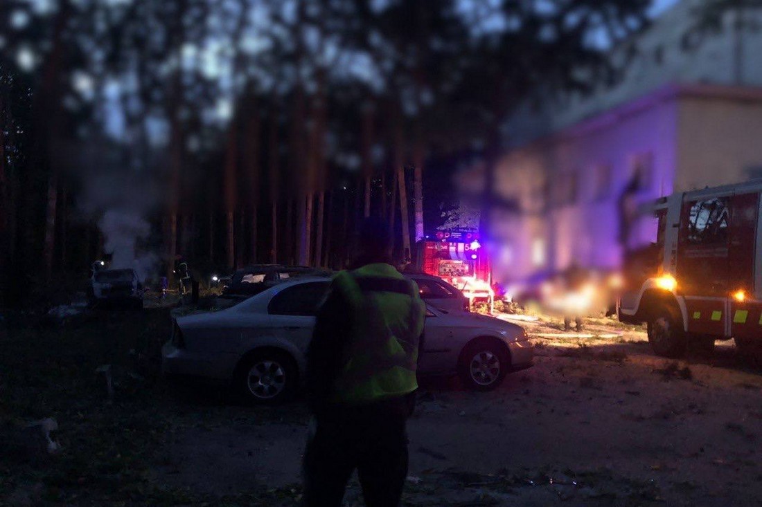 Поліклініка, пологовий, гуртожиток, 20 авто – наслідки масованої ракетної атаки на Київщину 6 червня  (фото)