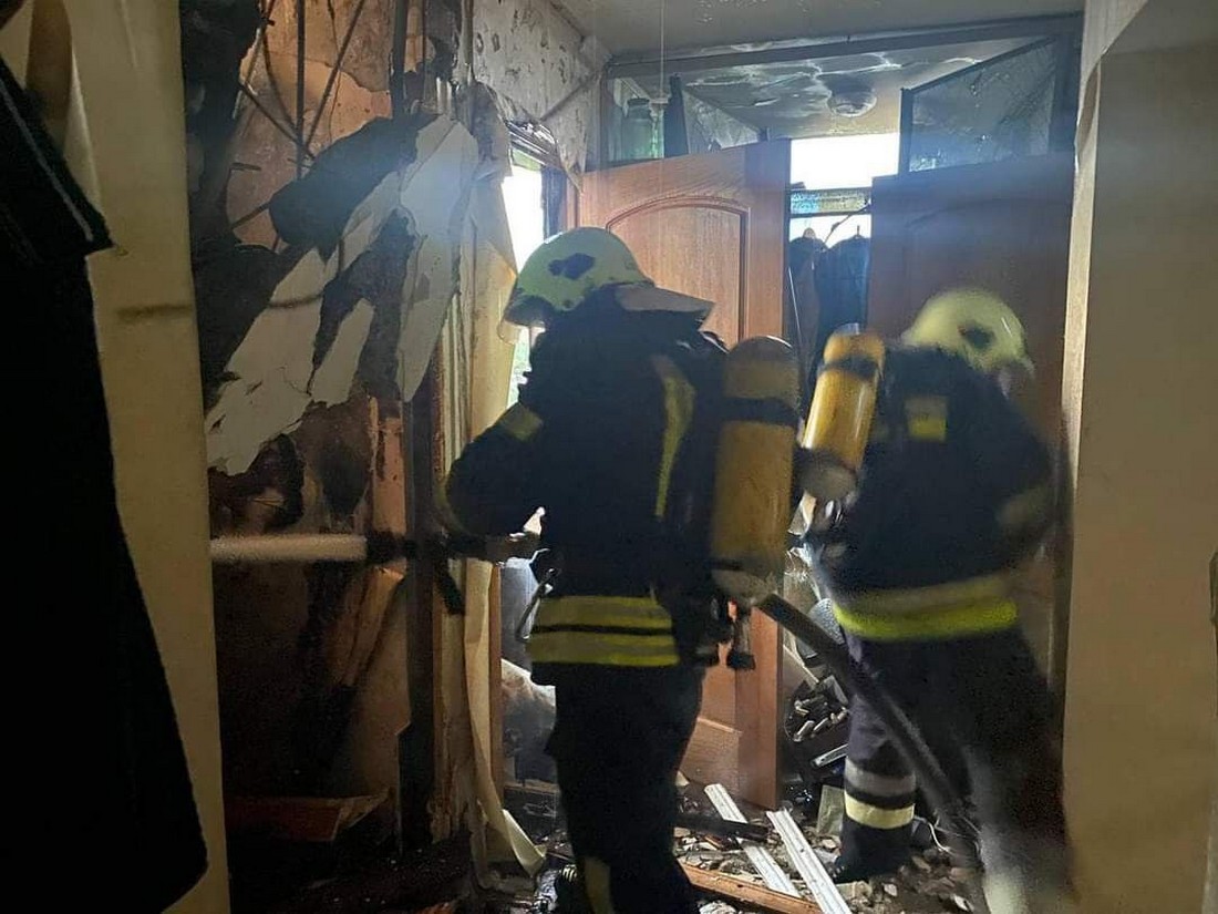 У Києві вночі стався вибух у 16-поверхівці: є загиблі і постраждалі (фото, відео)