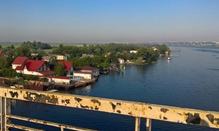 Росіяни намагаються повернути втрачені позиції біля Антонівського мосту на Херсонщині