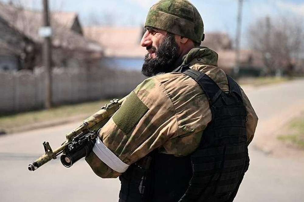 Кадирівці на Донбасі використовують вкрай небезпечну «тактику чеченської війни» - британська розвідка