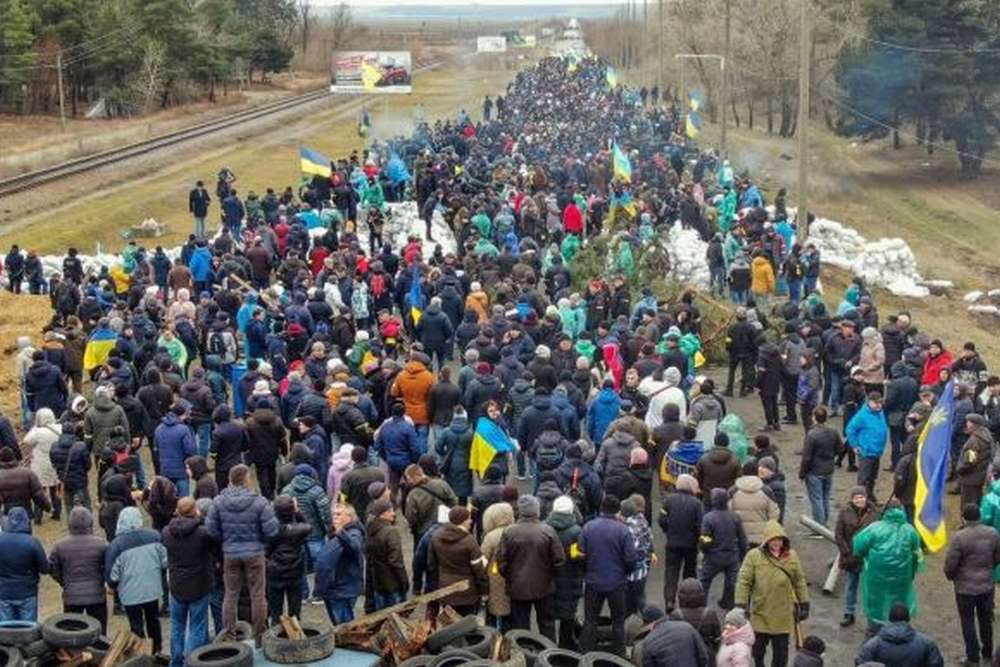 Українці вийшли на мітинг в Енергодарі. 2022 рік