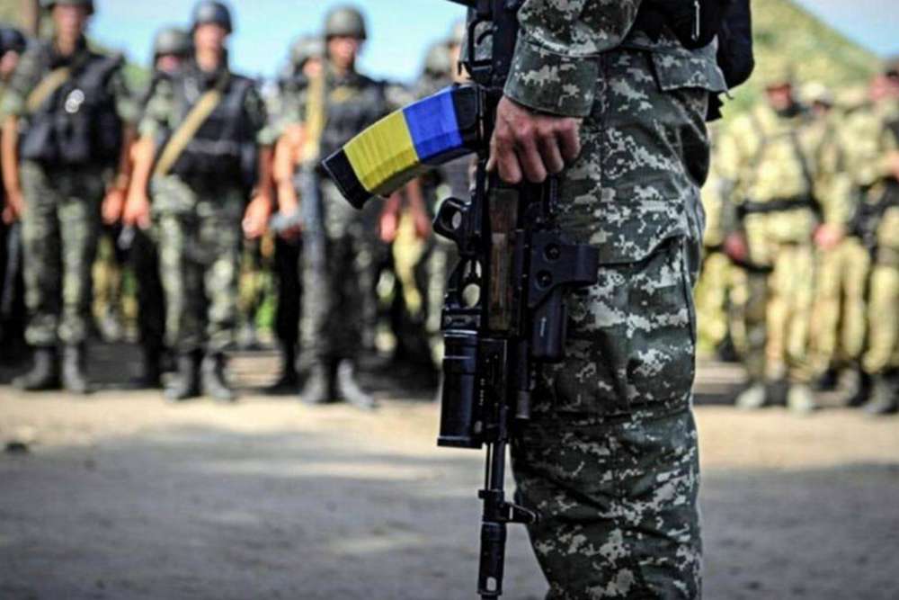 Загальна мобілізація що загрожує чоловікам, які незаконно виїхали за кордон з України