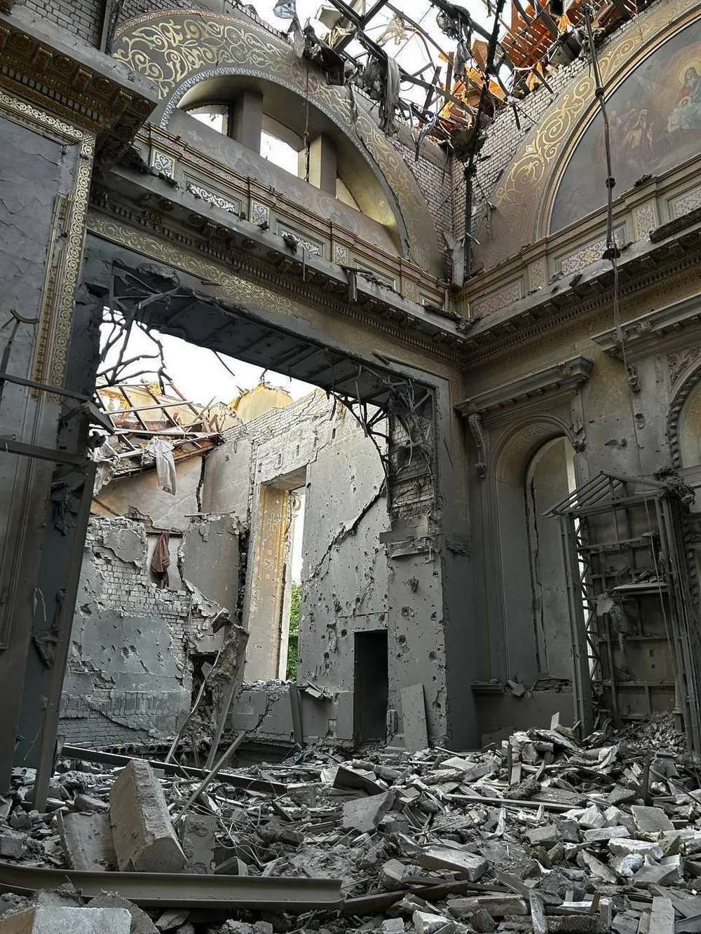 Після удару по храму в Одесі сталося дивовижне перетворення з одним із найбільших прибічників «руського миру» в УПЦ МП