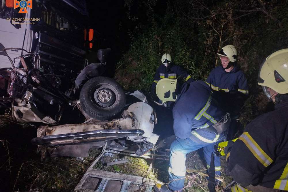 На Вінниччині рятувальники деблокували 12 загиблих внаслідок ДТП